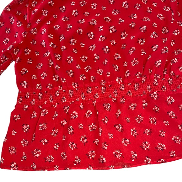 Madewell V-Neck Peplum Top in Little Lilies - Picture 8 of 10